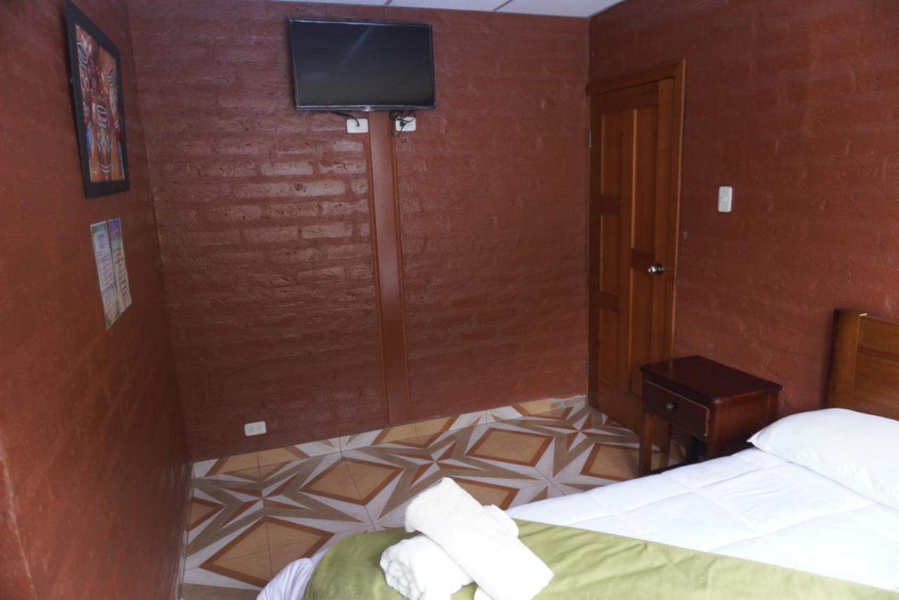 Playita Salomon Hotel Baños Kültér fotó