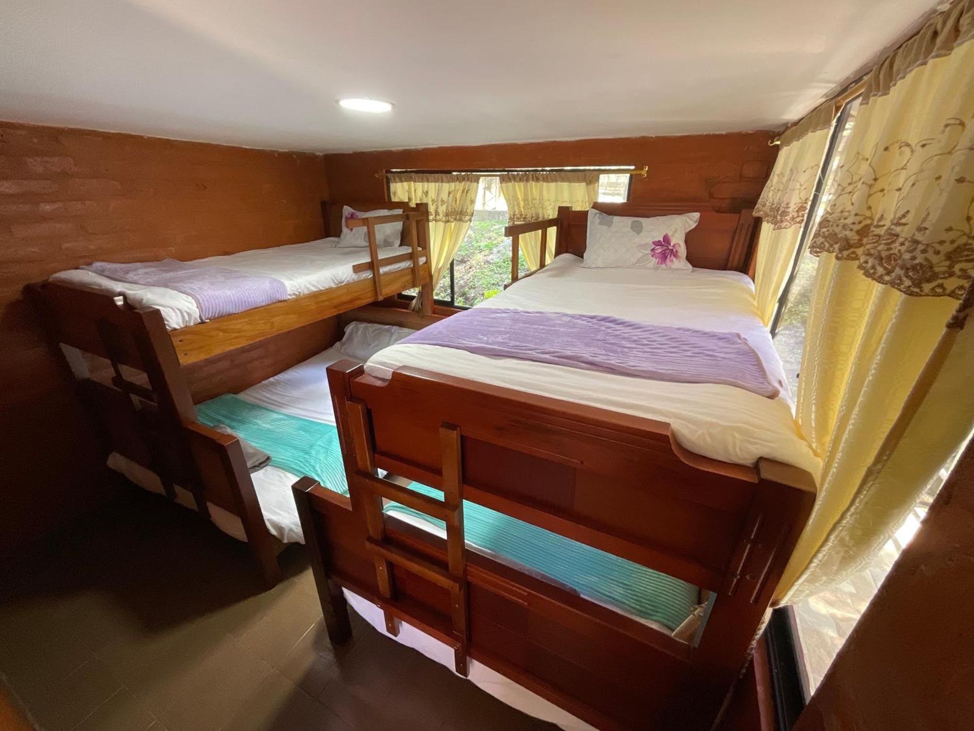 Playita Salomon Hotel Baños Kültér fotó